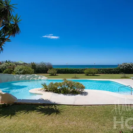 Apartment Beachfront Complex Neptuno Iii , Sea Views, Pool And Garden,elviria *
